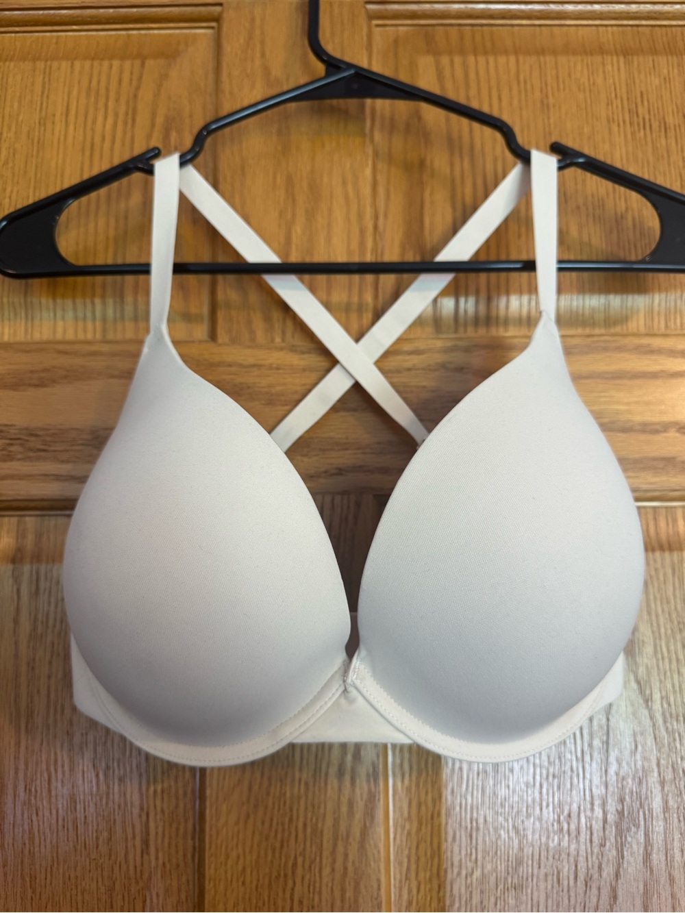 SKIMS 34DDDD Style 2645478 beige Criss Cross Push Up Bra EUC